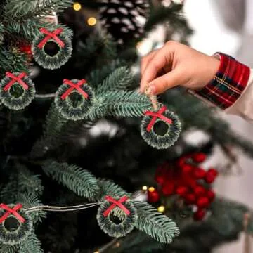 GANAZONO 20pcs Dollhouse Miniature Christmas Wreath Hanging Wreath Christmas Decoration 1:12 Dollhouse Accessories Mini Wreaths Farmhouse Xmas Tree Hanging Decor for Holiday New Year