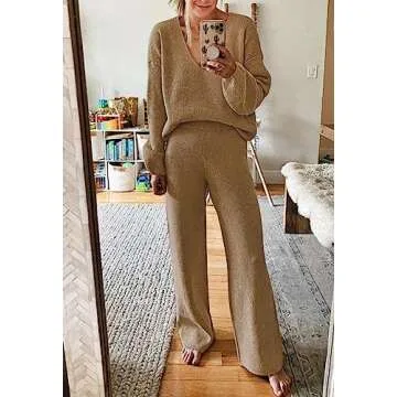 Stylish Women Ripbed V Neck Puff Sleeve Tracksuit Set