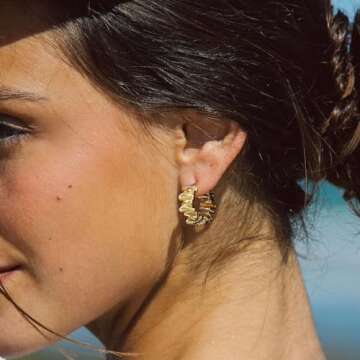 Chunky Gold Hoop Earrings, 14K Gold Plated Hoop Earrings for Women Trendy, Irregular Texture Thick Hoop Huggie Earrings Hypoallergenic Dainty Earrings Wrinkle Vintage Jewelry Earrings