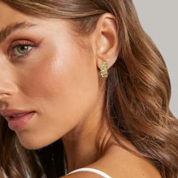 Chunky Gold Hoop Earrings, 14K Gold Plated Hoop Earrings for Women Trendy, Irregular Texture Thick Hoop Huggie Earrings Hypoallergenic Dainty Earrings Wrinkle Vintage Jewelry Earrings