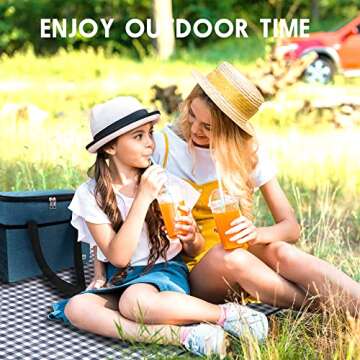 Stylish SAMSIER Waterproof Outdoor Picnic Blanket, Portable