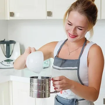 Rondauno Stainless Steel Flour Sifter for Effortless Baking