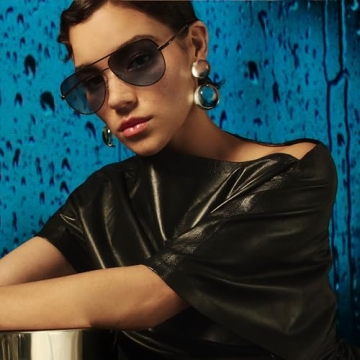 Trendy Quay Aviator Sunglasses with UV Protection