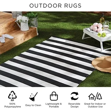 DII Outdoor Rug Collection Reversible Woven Polypropylene Plastic Straw Mat, 4x6-Feet, Black & White