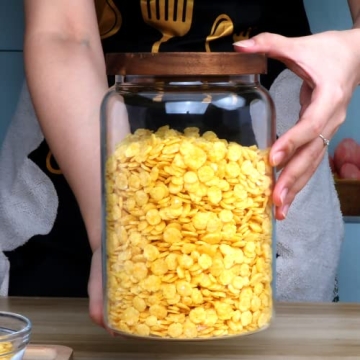 Airtight Glass Jars with Wooden Lids for Fresh Food Storage