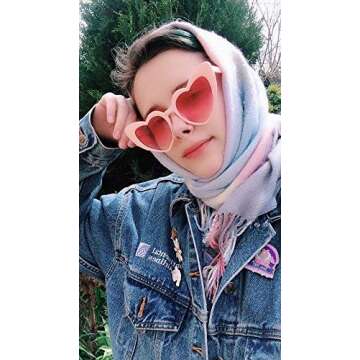 Trendy Heart Shaped Sunglasses - Retro Cat Eye Style Pink