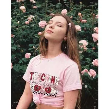 Teacher Valentines Shirt for Womens Teaching Sweethearts T-Shirt Short Sleeve Candy Heart Tee Tops Light Pink