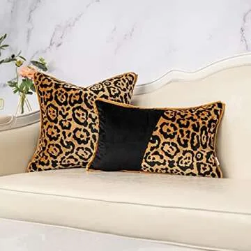 Luxury Yangest Black and Gold Velvet Pillow Cover