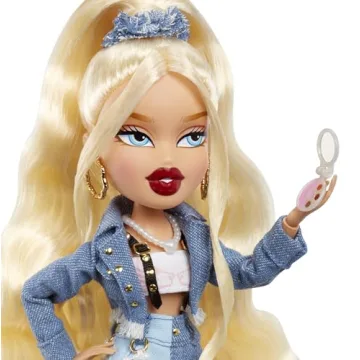 Bratz Always Cloe Doll with 10 Accessories & Poster