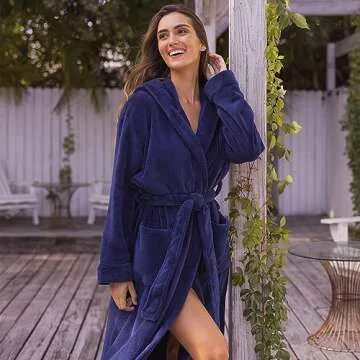 Luxe Hooded Fleece Bathrobe for Women - Ultra Cozy