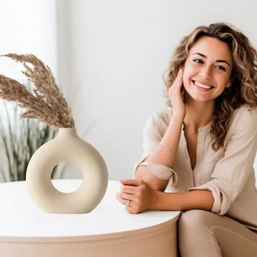 RyddeligHome White Ceramic Donut Vase for Pampas Grass