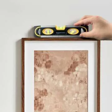 Amazon Basics 9-Inch Magnetic Torpedo Level for DIY