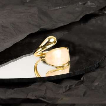 ZZ ZINFANDEL 18K Gold Plated Women`s Gold Signet Pearl Ring,Signet Ring Mother of Pearl Statement Rings,Chunky Thumb Round Midi Shell Rings Jewelry Accessories (Gold)