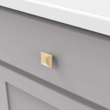 Hickory Hardware Crest Knob 1-1/4 Inch Flat Ultra Brass