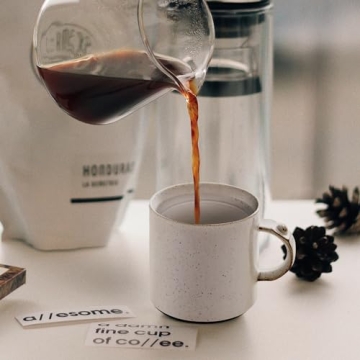 Vambechda 12 oz Handmade Ceramic Coffee Mug