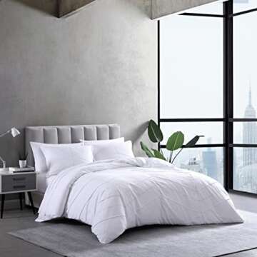 City Scene - Queen Comforter Set, Smooth & Soft Bedding with Matching Shams, Modern Home Decor (Courtney White, Queen)