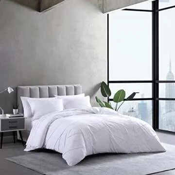 City Scene - Queen Comforter Set, Smooth & Soft Bedding with Matching Shams, Modern Home Decor (Courtney White, Queen)