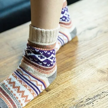 Stylish Warm Wool Socks for Women - JOYCA & Co.