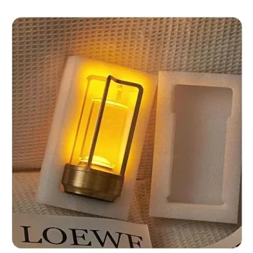 Stylish Rechargeable Metal Table Lamp for Indoor/Outdoor