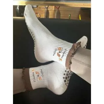 Puedizux Women Cute Pilates Socks Grip Crew Yoga Socks Ruffle Cuff Embroidery Pattern Workout Ballet Socks