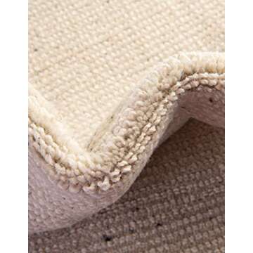 Unique Loom Jill Zarin Collection Area Rug in Vanilla Bean