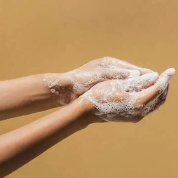 PATTERN Beauty by Tracee Ellis Ross Hydration Shampoo w Honey, Aloe Vera, Biotin and Tea Tree Leaf Oil for Curly Hair 3a-4c, 25 Fl Oz