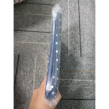 Narwey Makeup Bag - Stylish, Portable & Water-Resistant