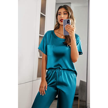 Ekouaer Silk Satin Pajamas Set in Elegant Green