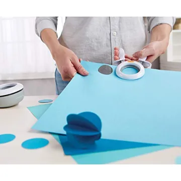 Fiskars Medium Circle Squeeze Punch for Crafting