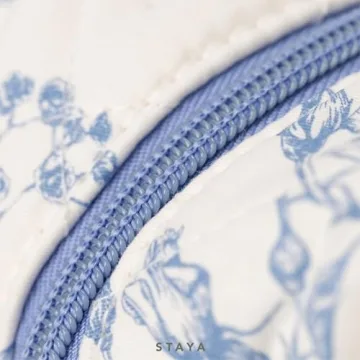 Stylish Quilted Weekender Bag for Women - Premium Cotton Duffle