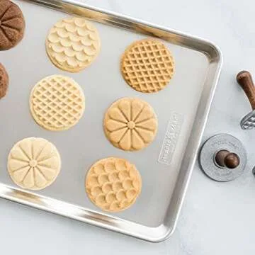 Nordic Ware 01235 – Heirloom Cookie Stamps, Grey