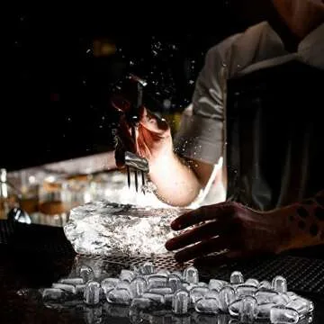 Compact Ice Maker: Efficient 30Lbs Daily Output