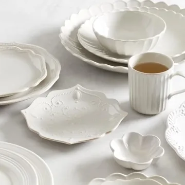 Stunning Lenox French Perle 12-Piece Dinnerware Set