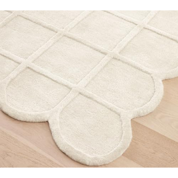 Anthrofy Selena Scallop Handmade Wool Area Rug - Beige