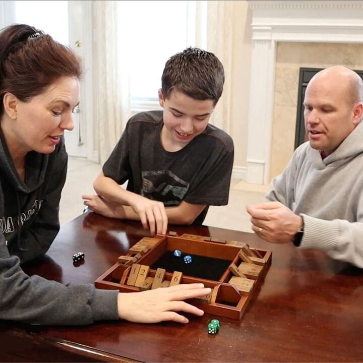 WE Games Shut The Box Dice Game for 1-4 Players
