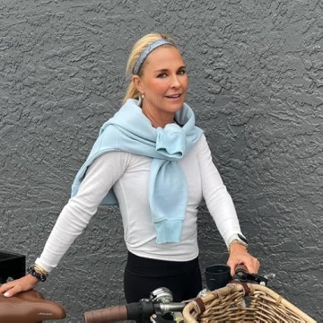 Sweaty Bands Gunmetal Glitter Headband - Non-Slip & Stylish