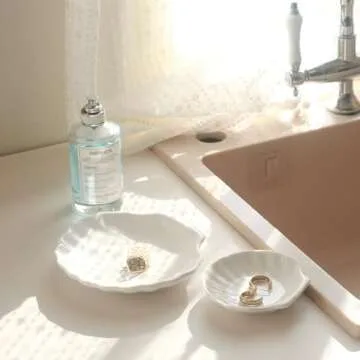 CCINPPY Shell Ring Dish Tray, Ceramic Jewelry Tray Trinket Dish, Seashell Key Holder Bowl, Beach Room Coastal Decor Aesthetic, Ocean Bathroom Counter Decor, White, Small