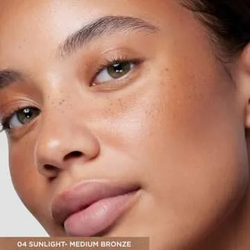 Laura Mercier Bronzer: Weightless Hydrating Glow for All