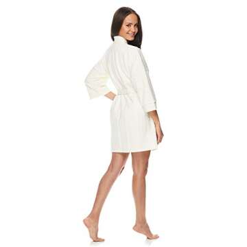 Stylish TAHARI Women's Lightweight Lounge Robe for Comfort