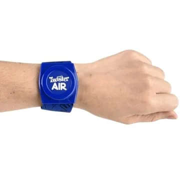 Hasbro Gaming Twister Air Game - Fun for All Ages