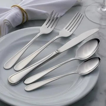 Oneida Flight Flatware Knives - Elegant & Durable