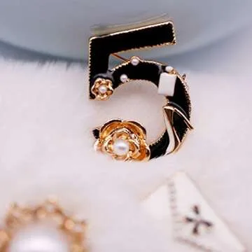 Celebrity Designer Jewelry Brooch Pins,Brooches with Imitation Pearl for Women Fashion
