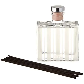 NEST Fragrances Reed Diffuser with Ocean Mist