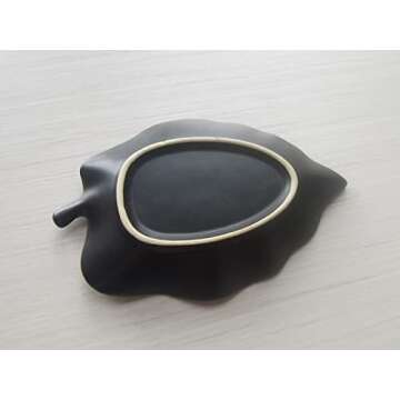 Ceramic Spoon Rest: Leaf-Shaped Kitchen Accessory