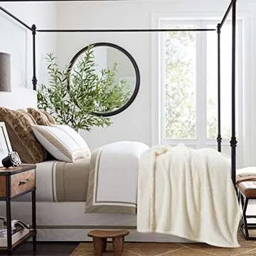 Ultra Soft Cozy Sherpa Throw Blanket, Solid Antique White Light Weight Warm Decorative Boho Style Plush Throw Blanket Cover for Sofa, Couch, Bedroom,Travel, Pattern Reversible, 50”x60”