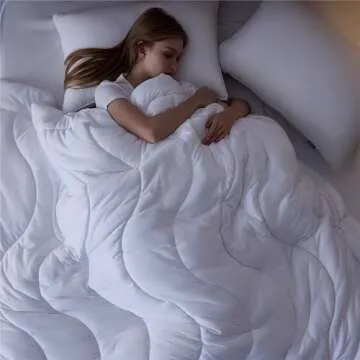 Bedsure Duvet Insert Queen - All Season Duvet, Reversible Comforters, Ultra Soft Down Alternative Comforter Quilted with Corner Tabs, Machine Washable Breathable Bedding, 88x88 Inches