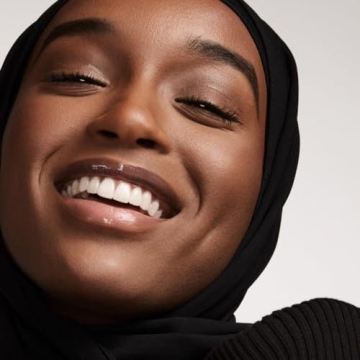 Fenty Pro Filt’r Soft Matte Foundation - Flawless Coverage