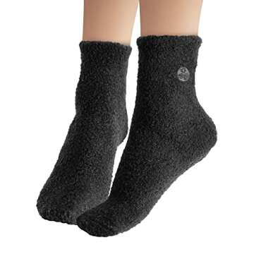 Earth Therapeutics Aloe Vera Socks for Soft Feet