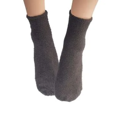 Earth Therapeutics Aloe Vera Socks for Soft Feet