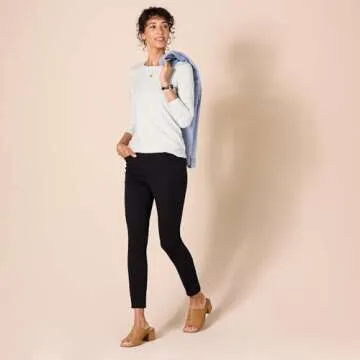 Essential Women's Long Sleeve Crewneck T-Shirt in Grey